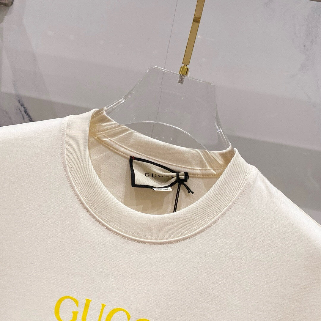 T-Shirt mit Ärmelstreifen