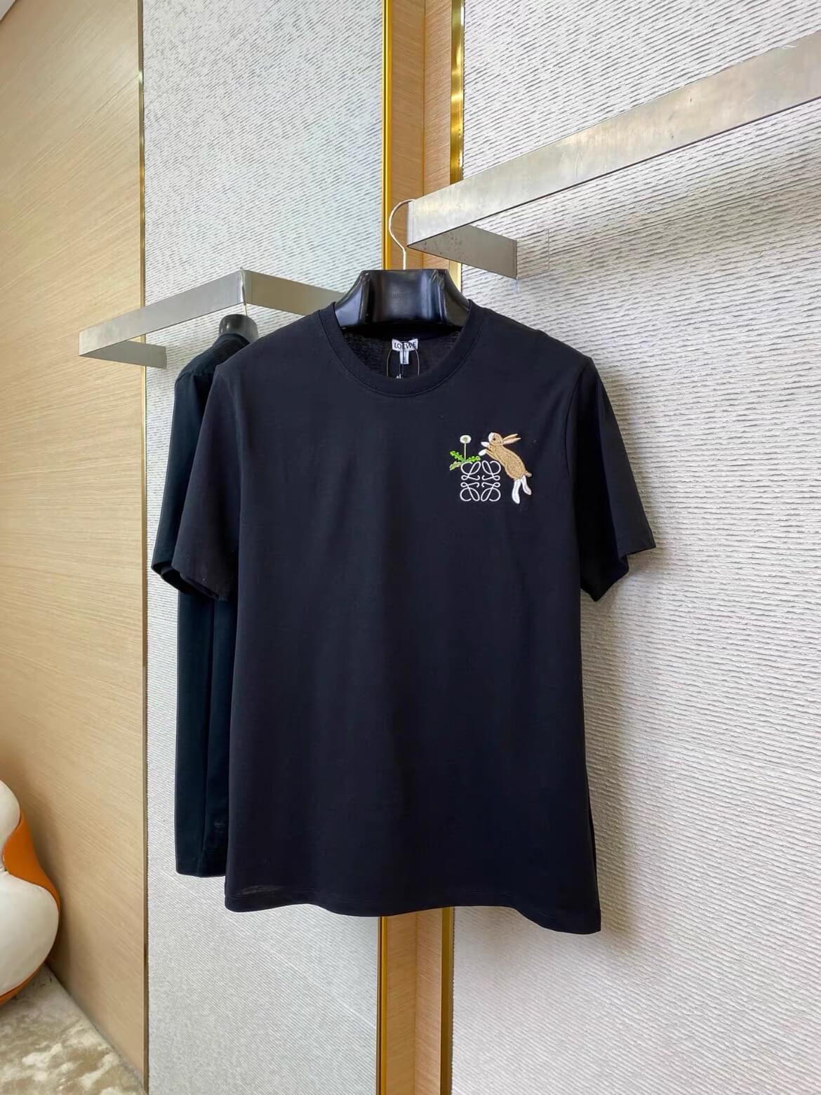 T-shirt brodé lapin