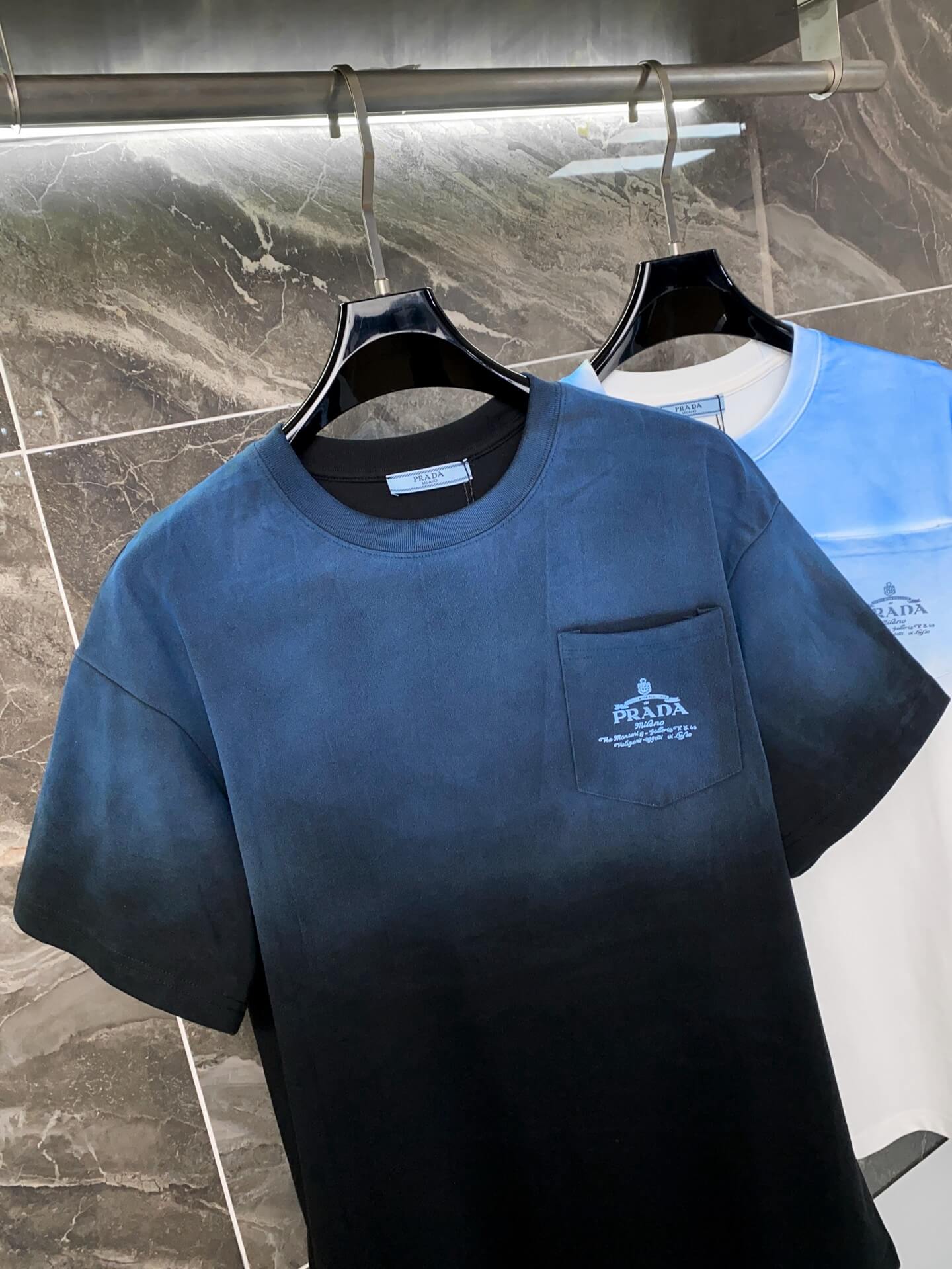 T-shirt à motif dégradé