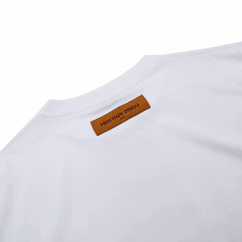 T-shirt à motif stéréoscopique 3D