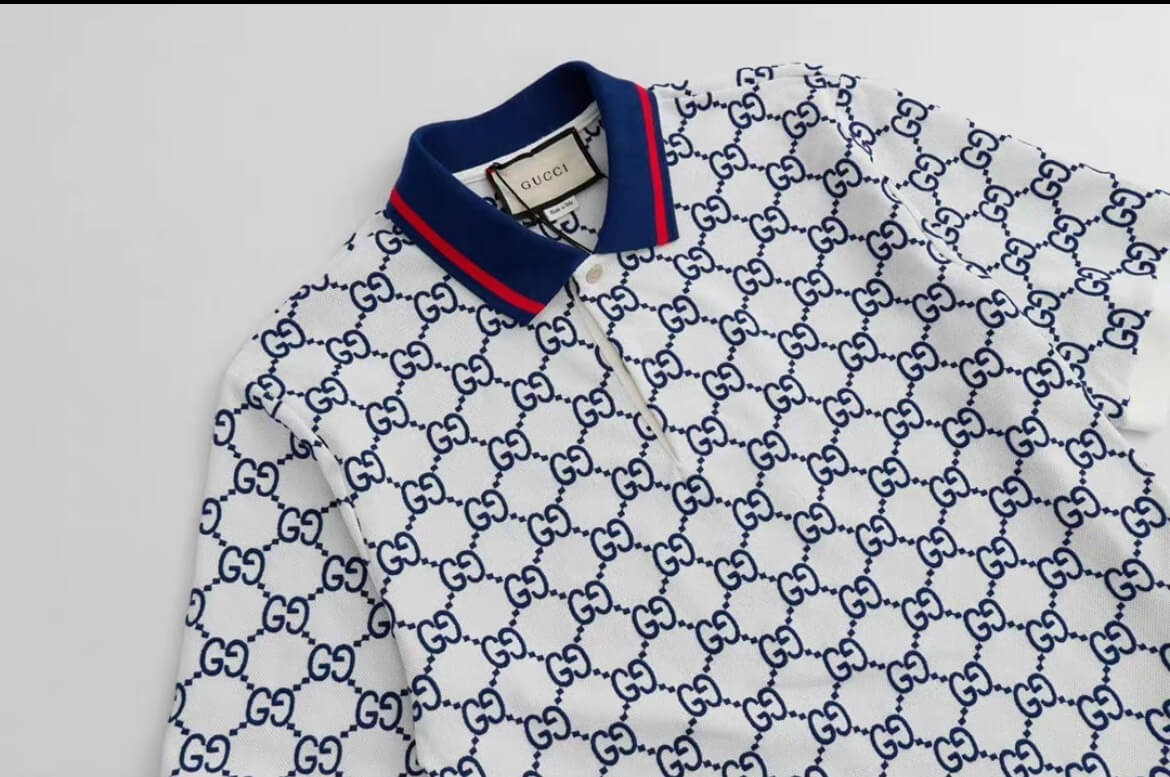 Polo blanc classique à imprimé intégral