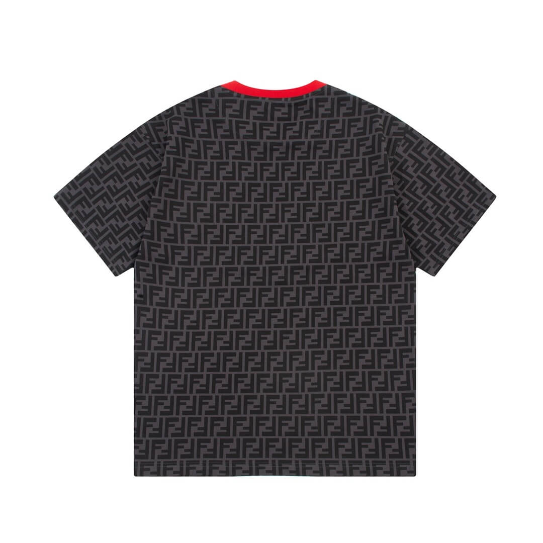 T-shirt imprimé lettre « F » sur toute la surface
