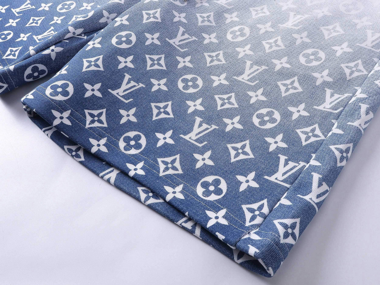 Jacquard-Shorts mit Farbverlauf
