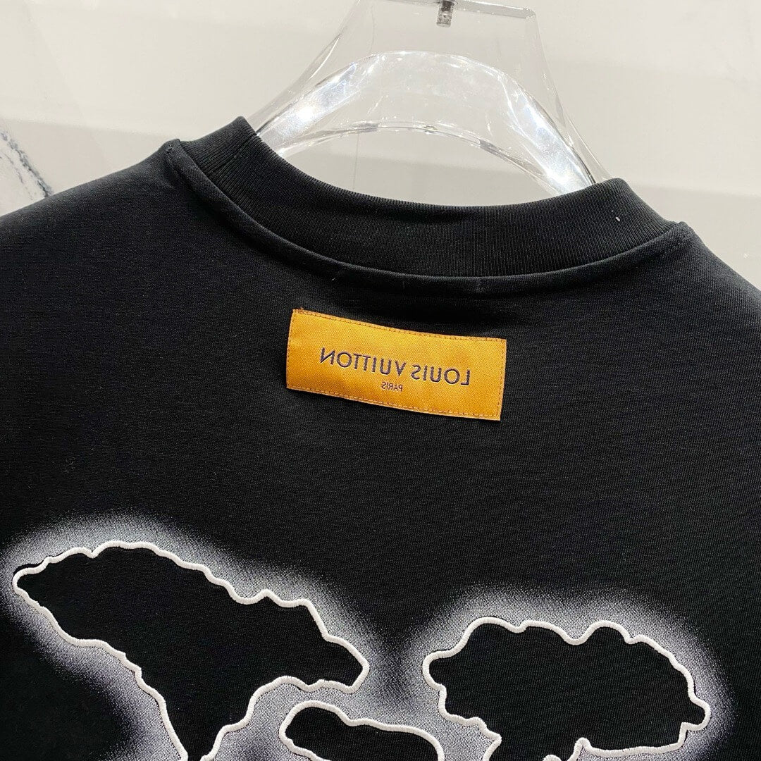 T-Shirt mit Tintenstrahlstickerei