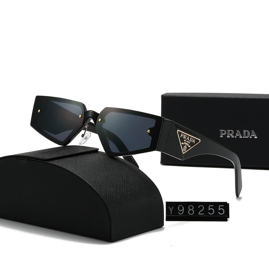 Moderne Vollrand-Sonnenbrille im Geek-Stil