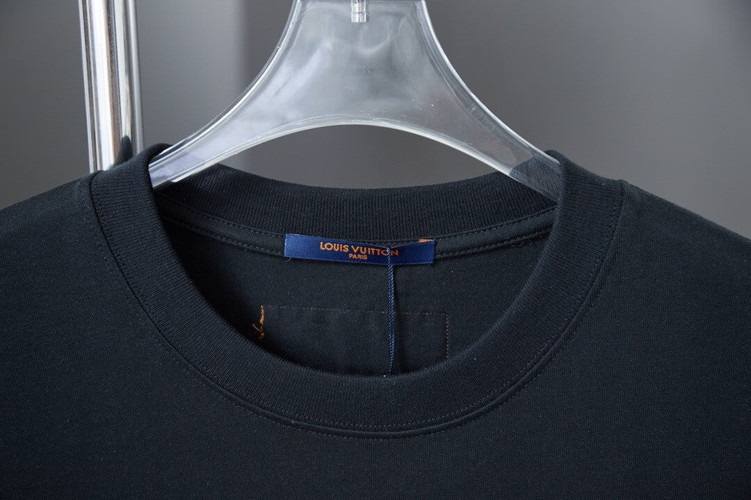 T-shirt patchwork en jean brodé