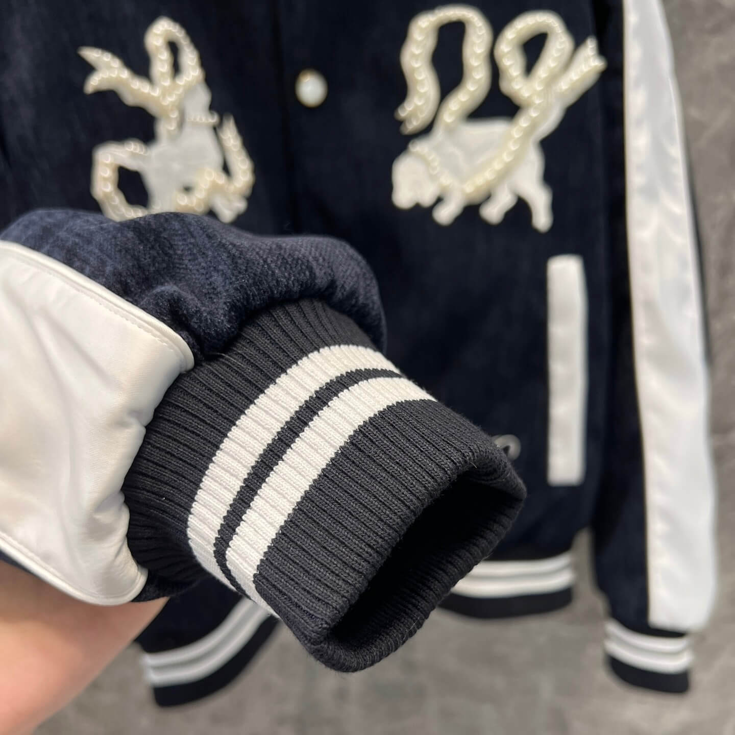 Street Fashion Doppelte Hundeperlenjacke