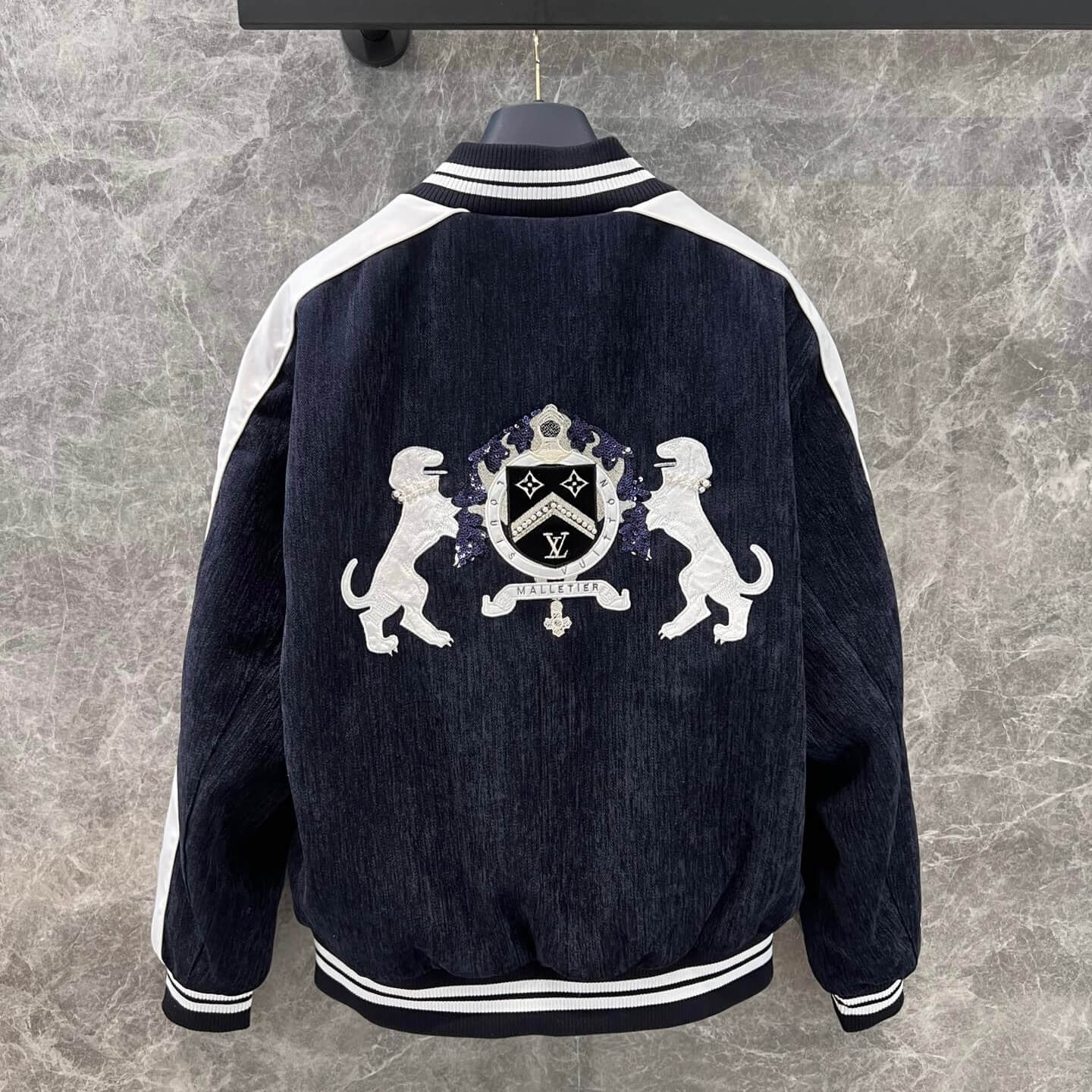 Street Fashion Doppelte Hundeperlenjacke
