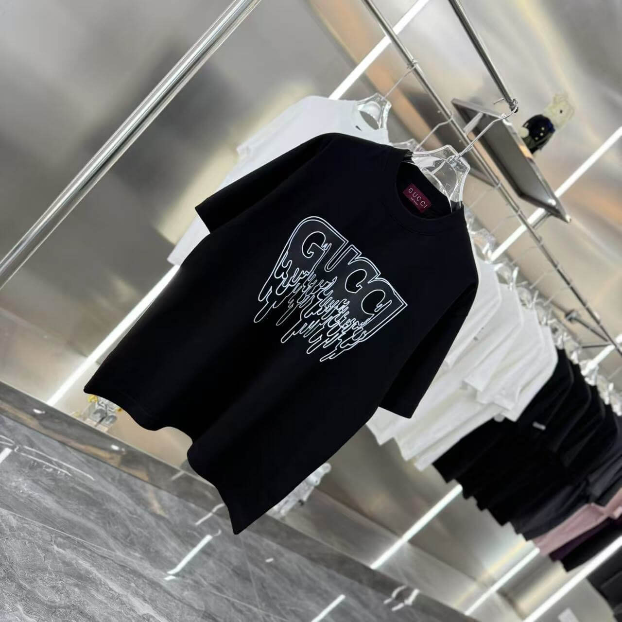 T-shirt imprimé tendance