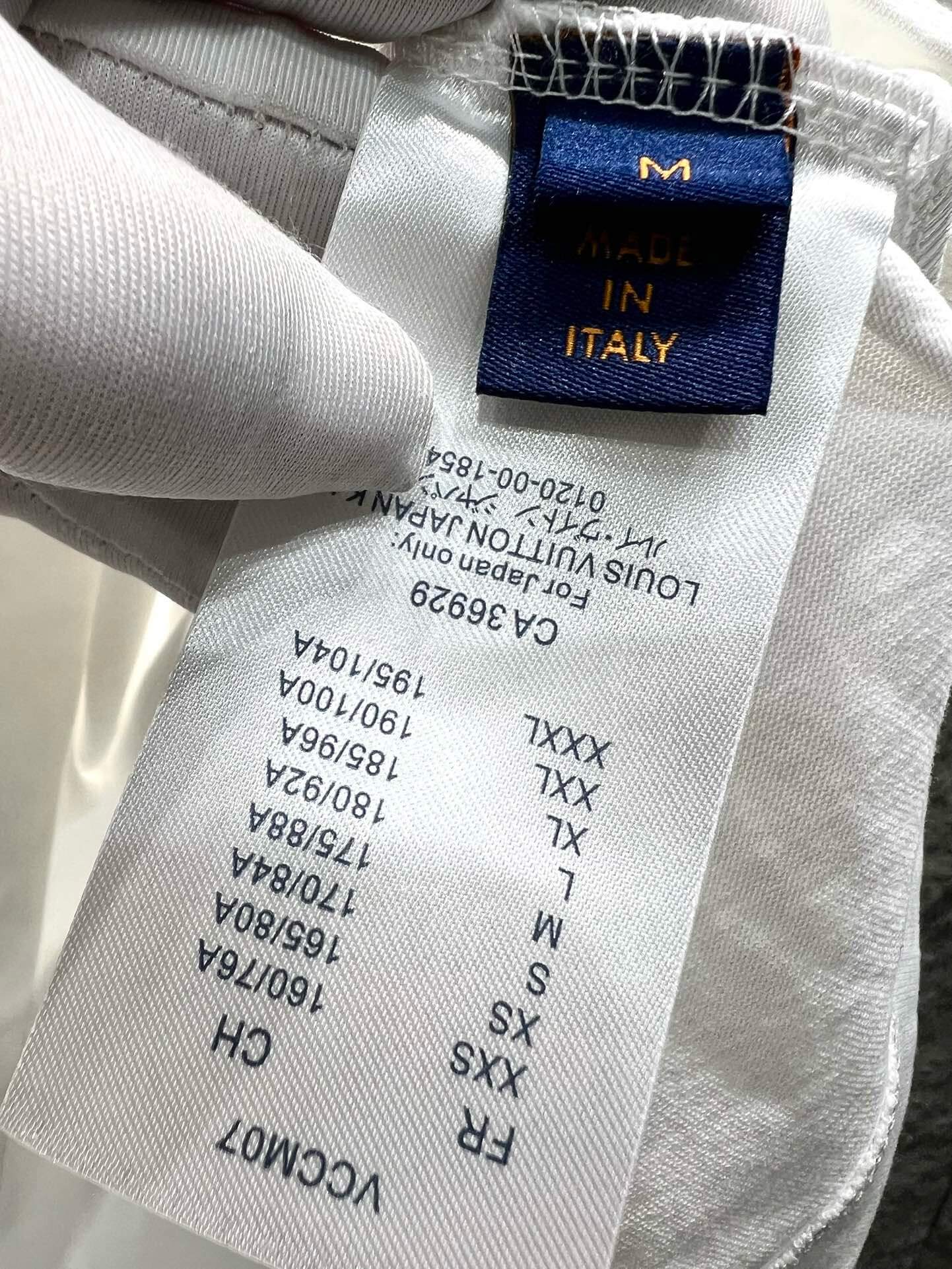 Prägeprozess T-Shirt
