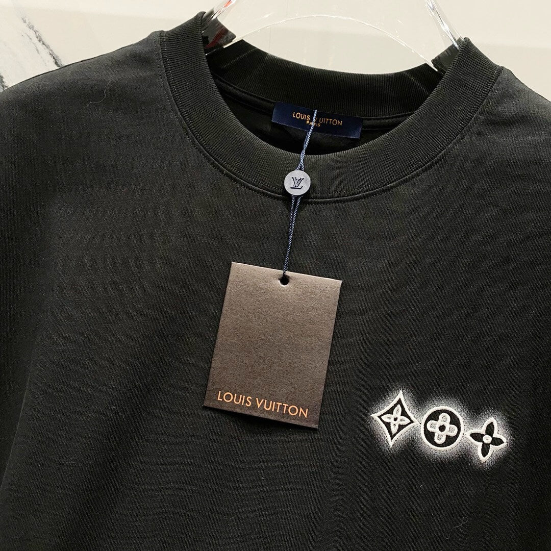 T-Shirt mit Tintenstrahlstickerei