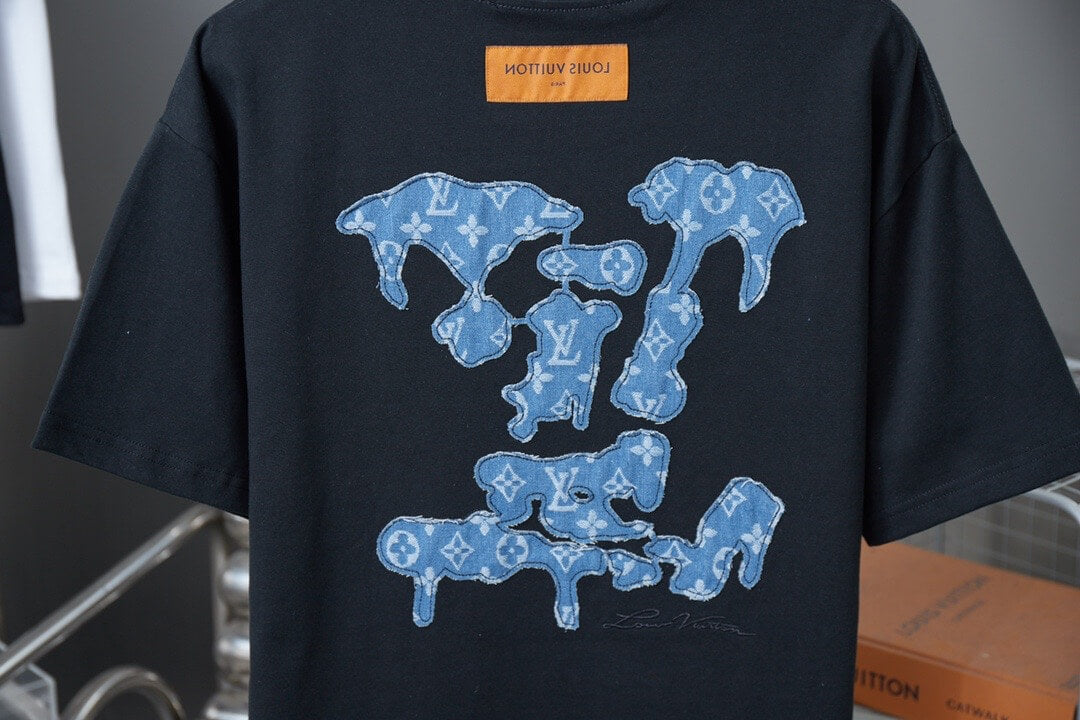 T-shirt patchwork en jean brodé