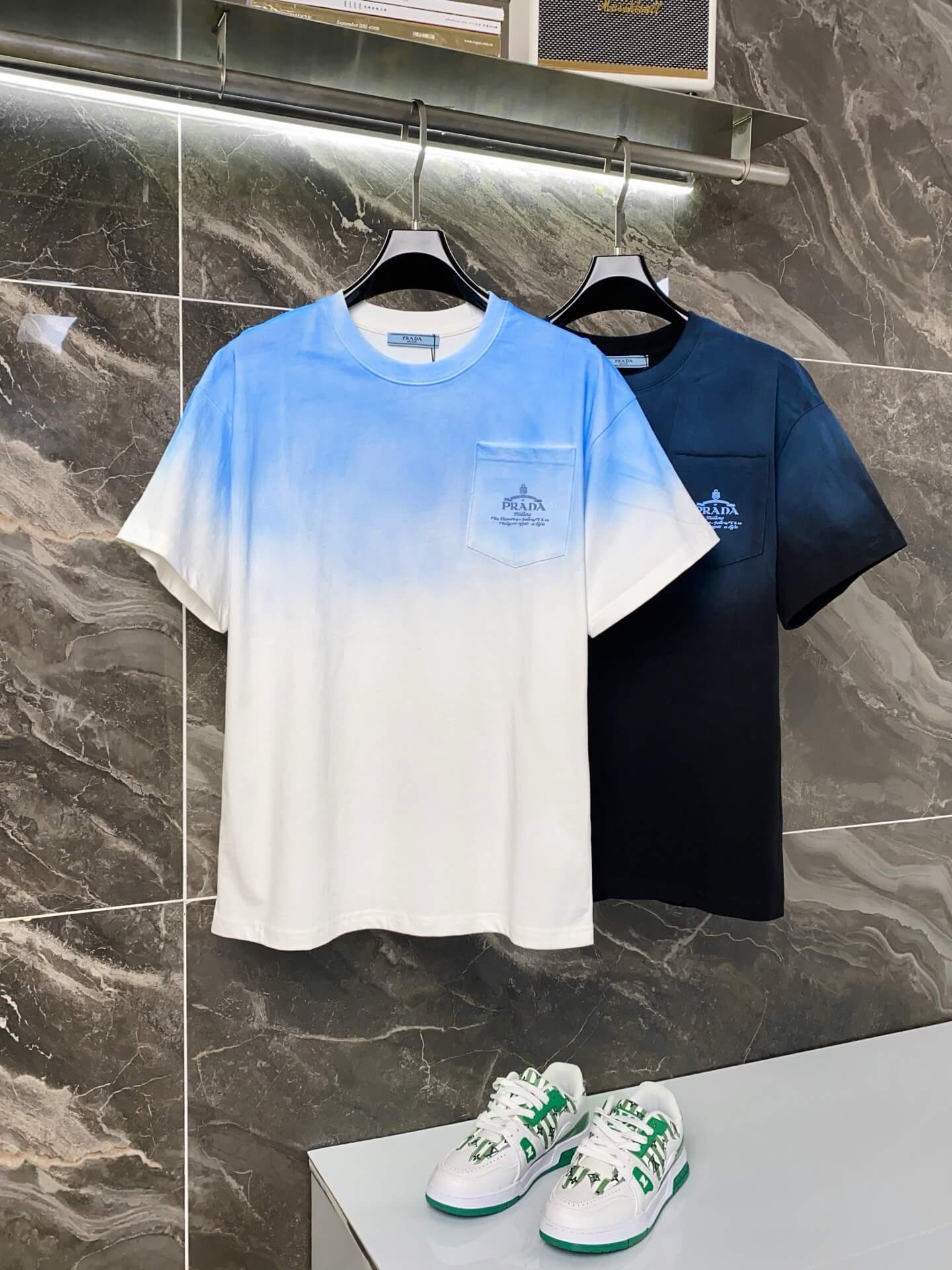 T-shirt à motif dégradé