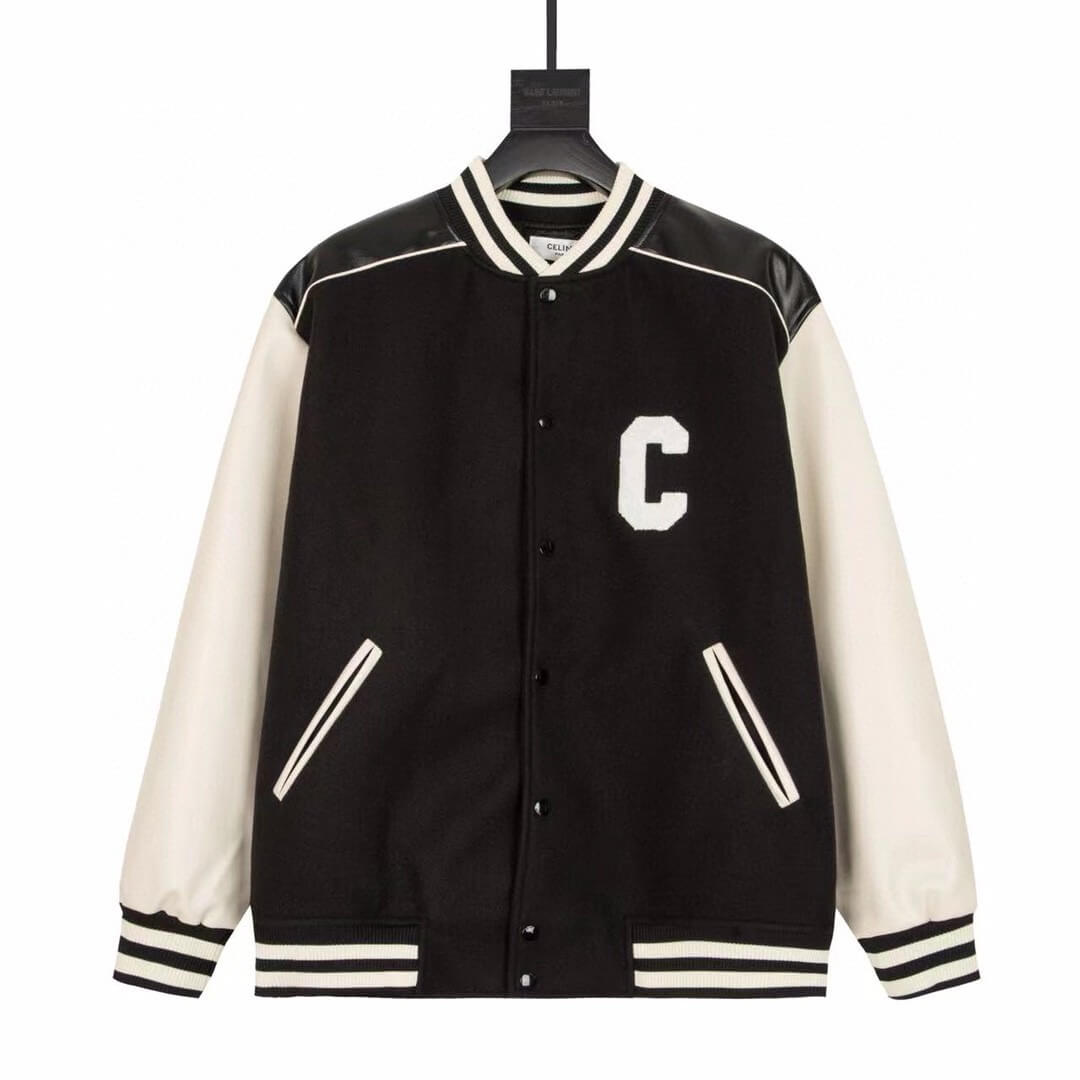 Baseballjacke mit aufgesticktem Buchstaben C