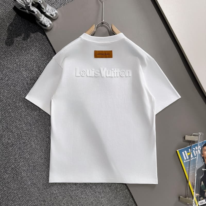 2025 Street Style 3D Embossed Tshirt