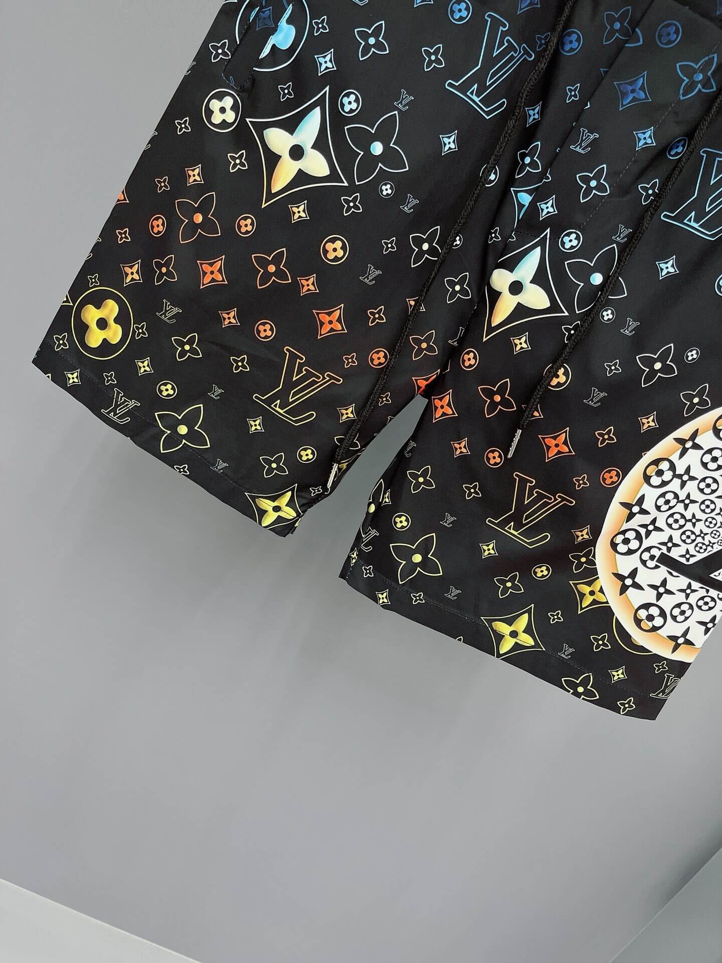 Short de plage tendance à imprimé intégral