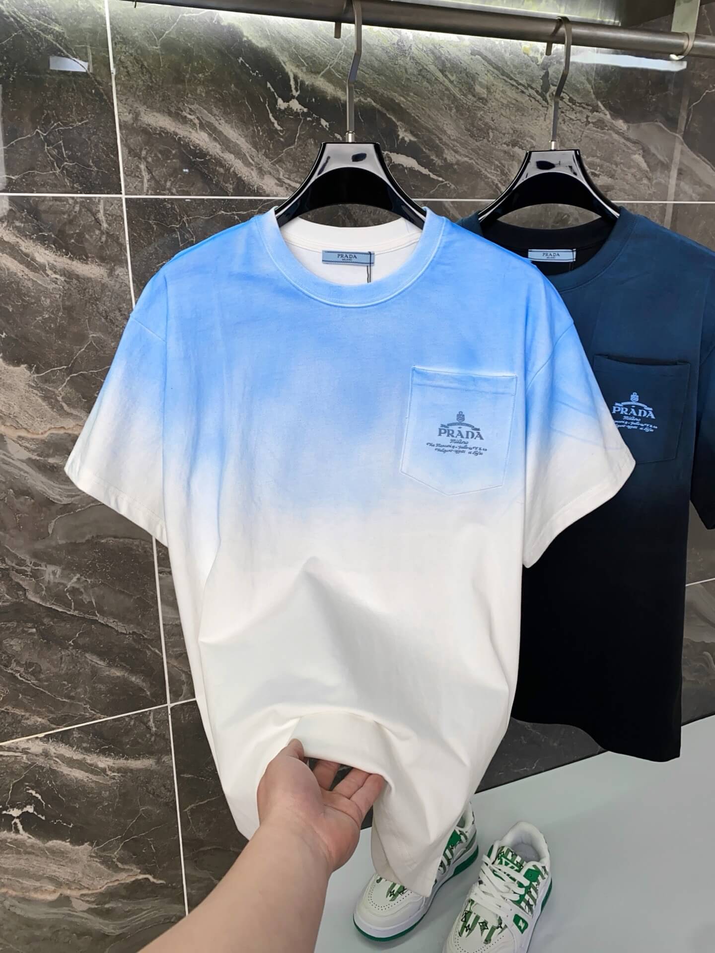 T-shirt à motif dégradé