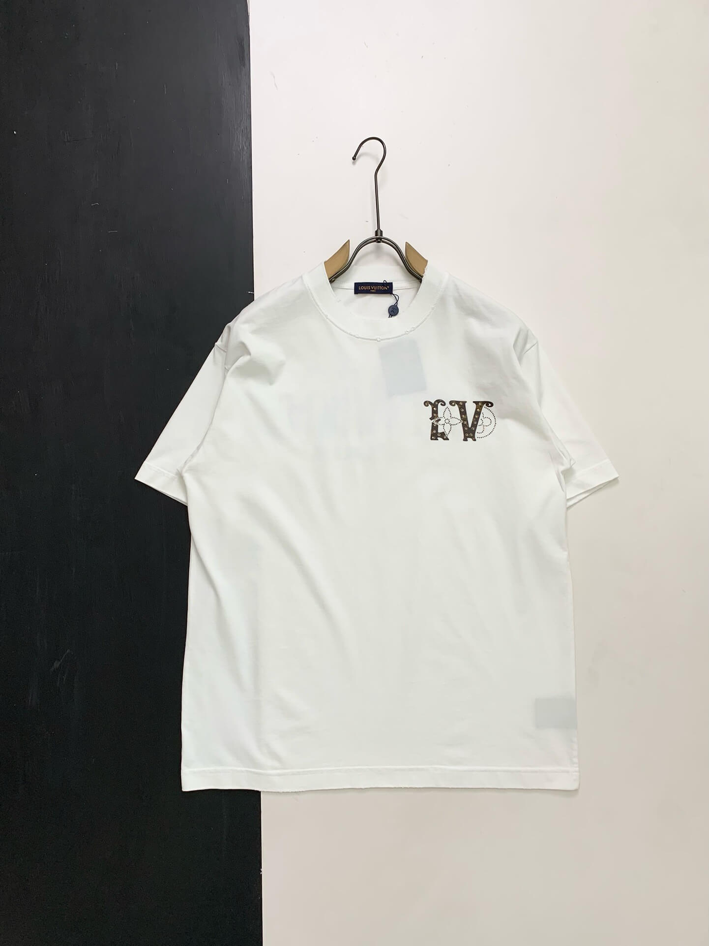 T-shirt avec lettres en strass