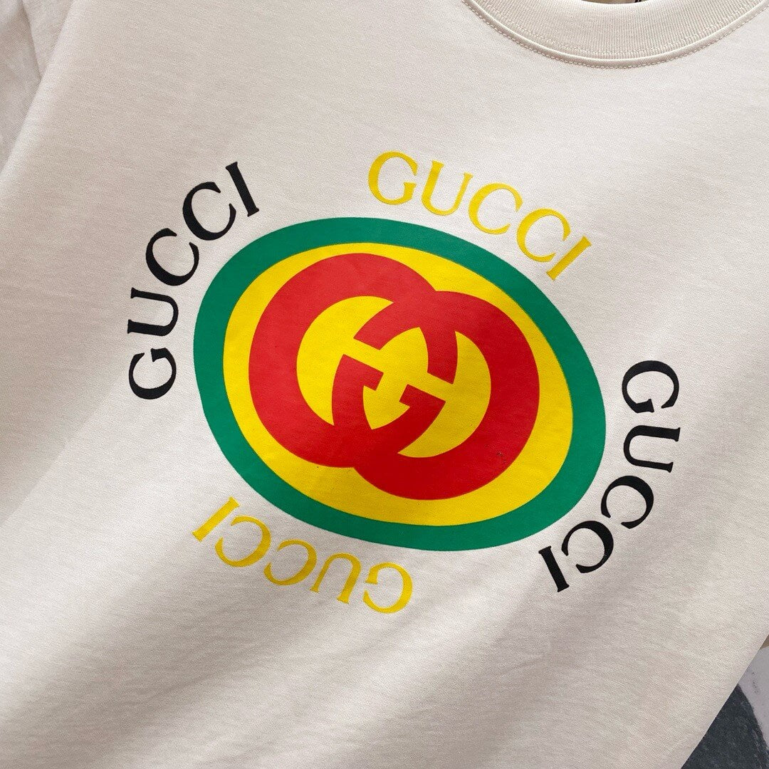 T-Shirt mit Ärmelstreifen