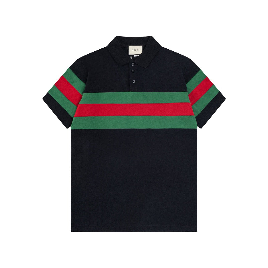 Polo à rayures rouges et vertes