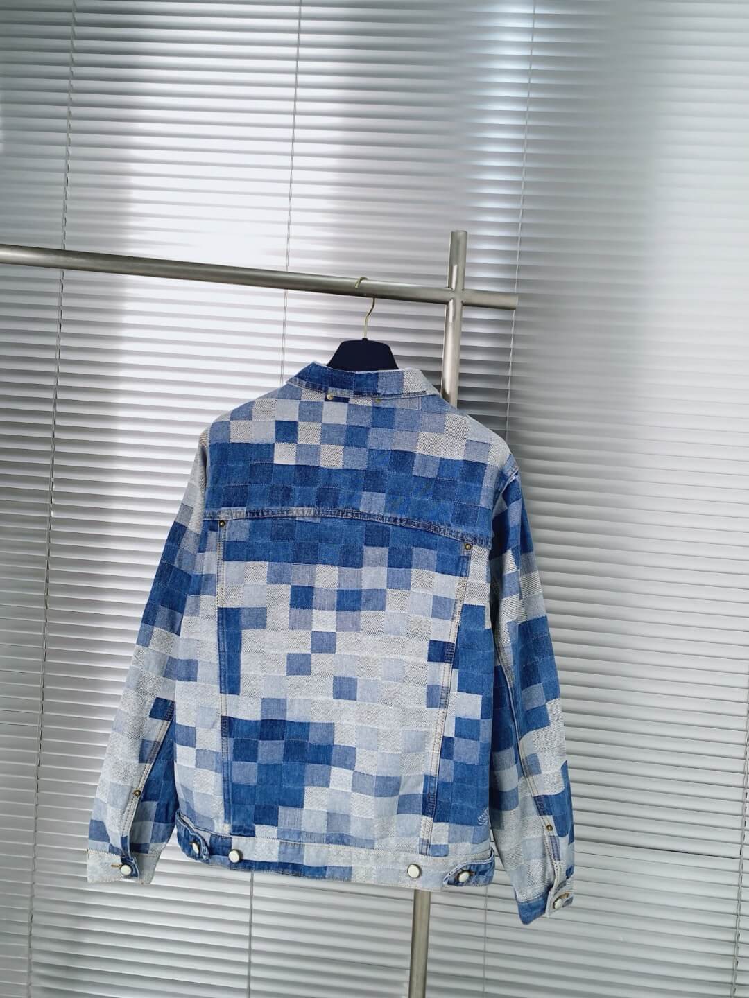 Nouveau costume en jean à carreaux
