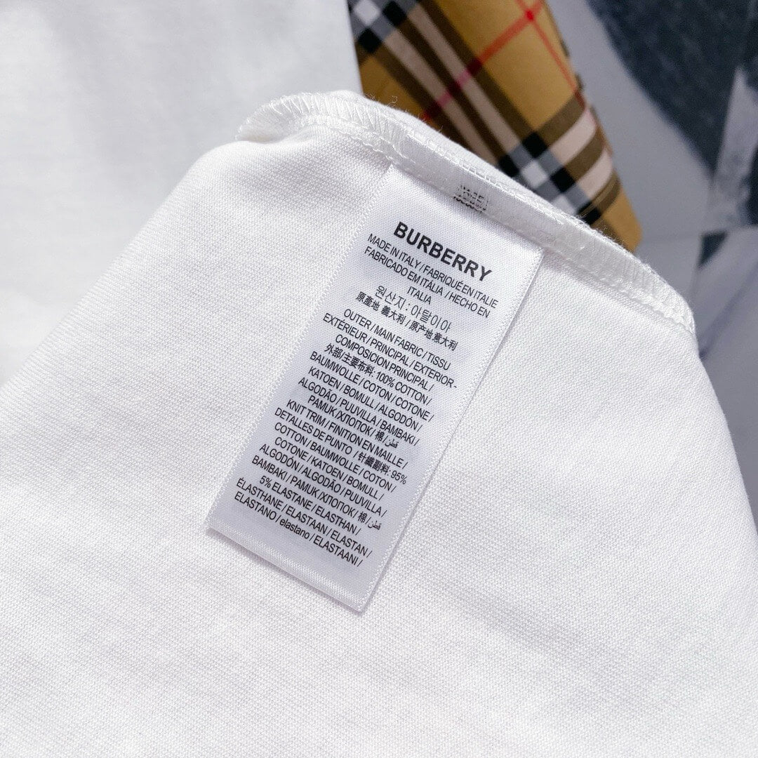 T-Shirt mit karierten Streifen an den Ärmeln