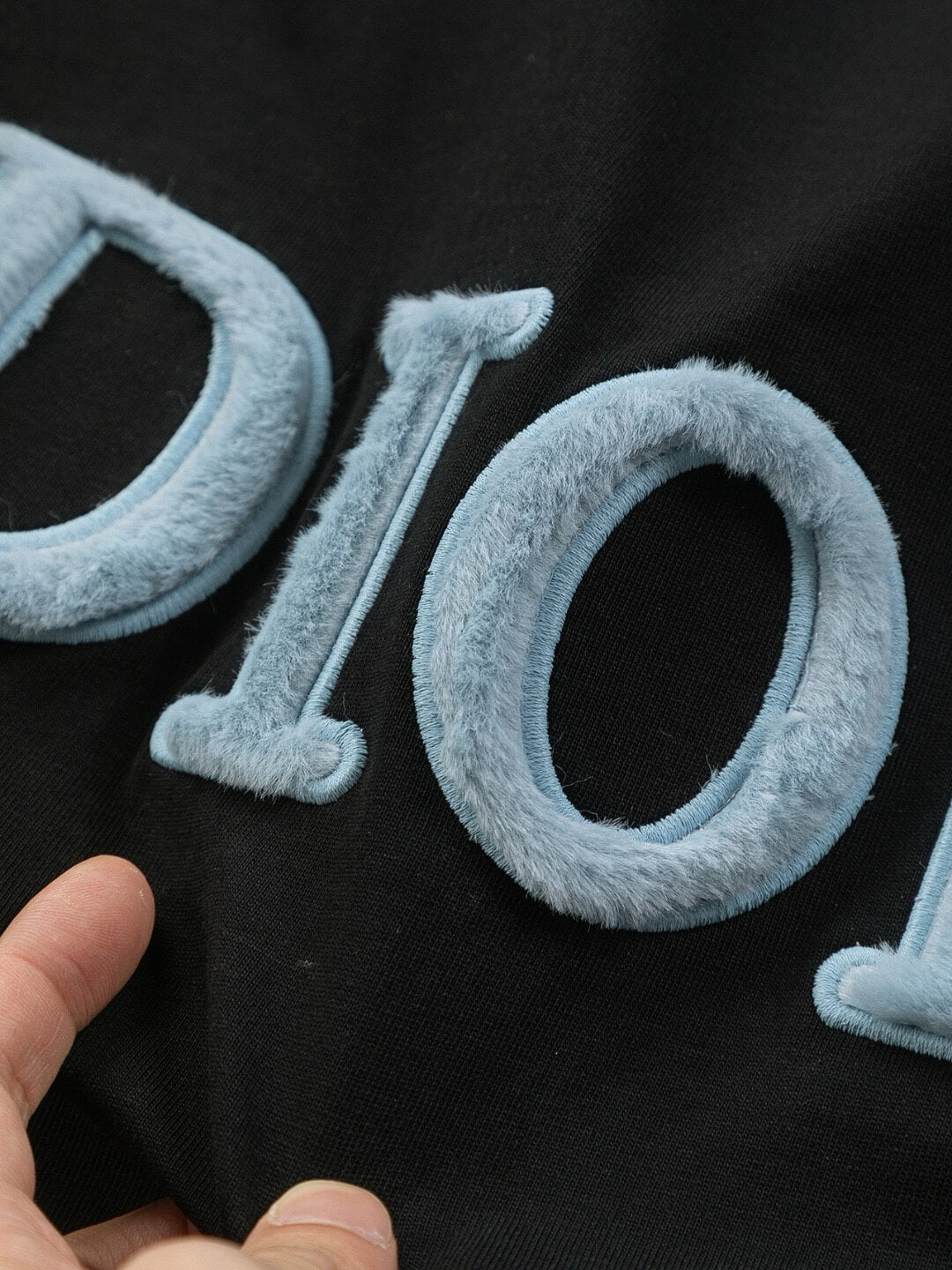 T-shirt floqué brodé