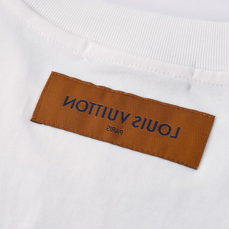 T-shirt imprimé à l'encre de Chine