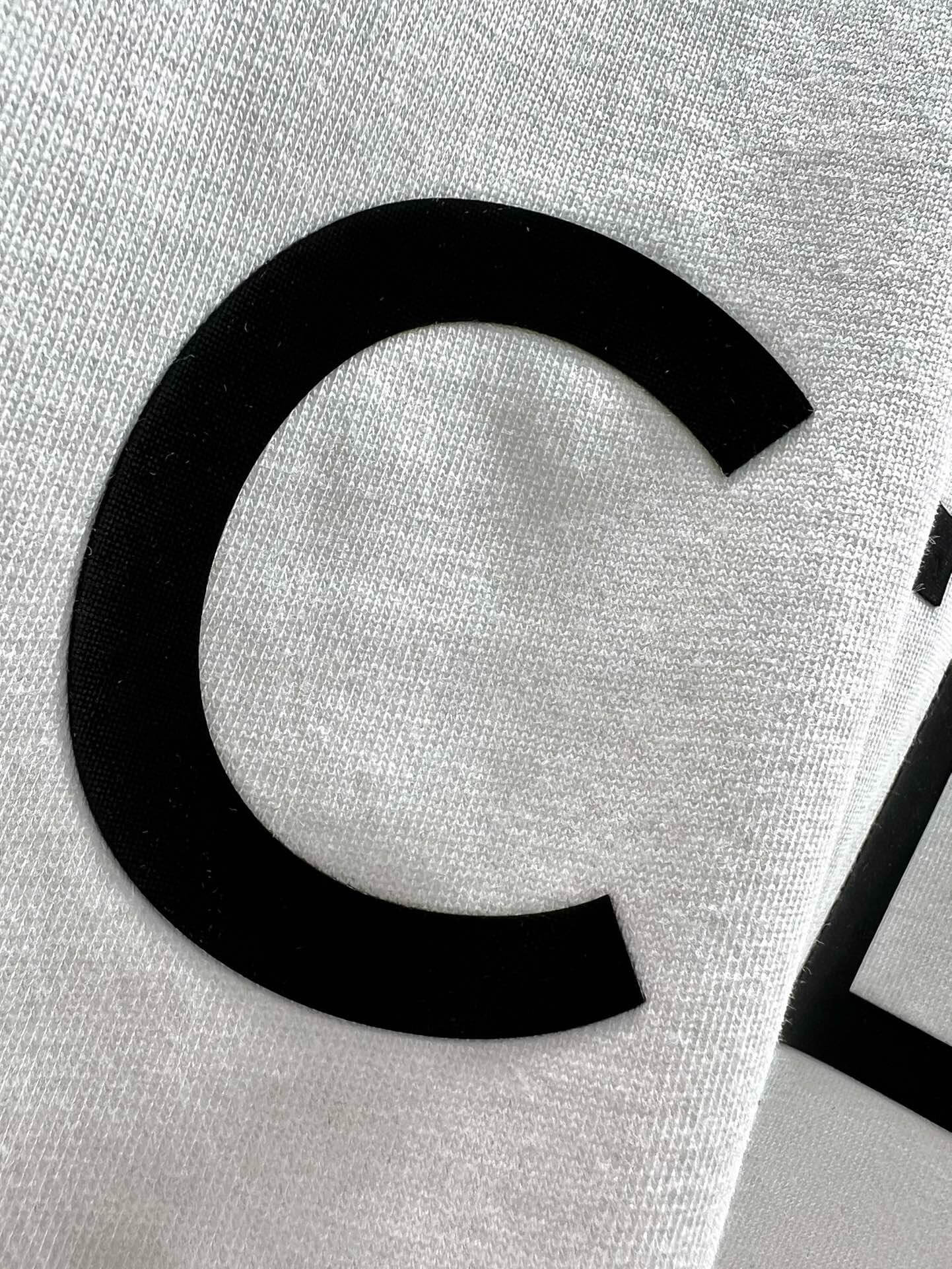 T-shirt imprimé lettres classiques