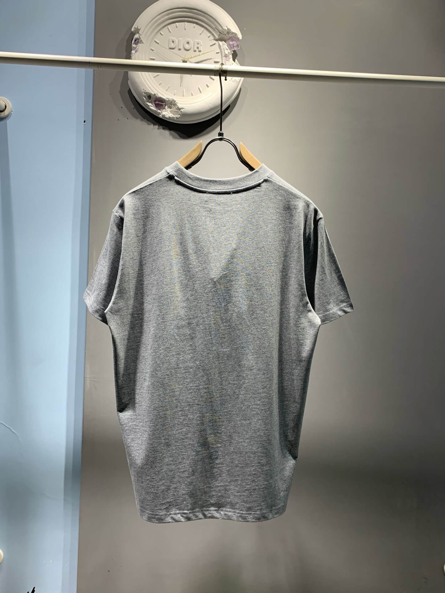 T-Shirt mit Applikationsstickerei