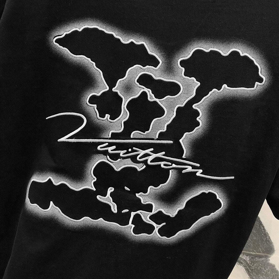 T-Shirt mit Tintenstrahlstickerei