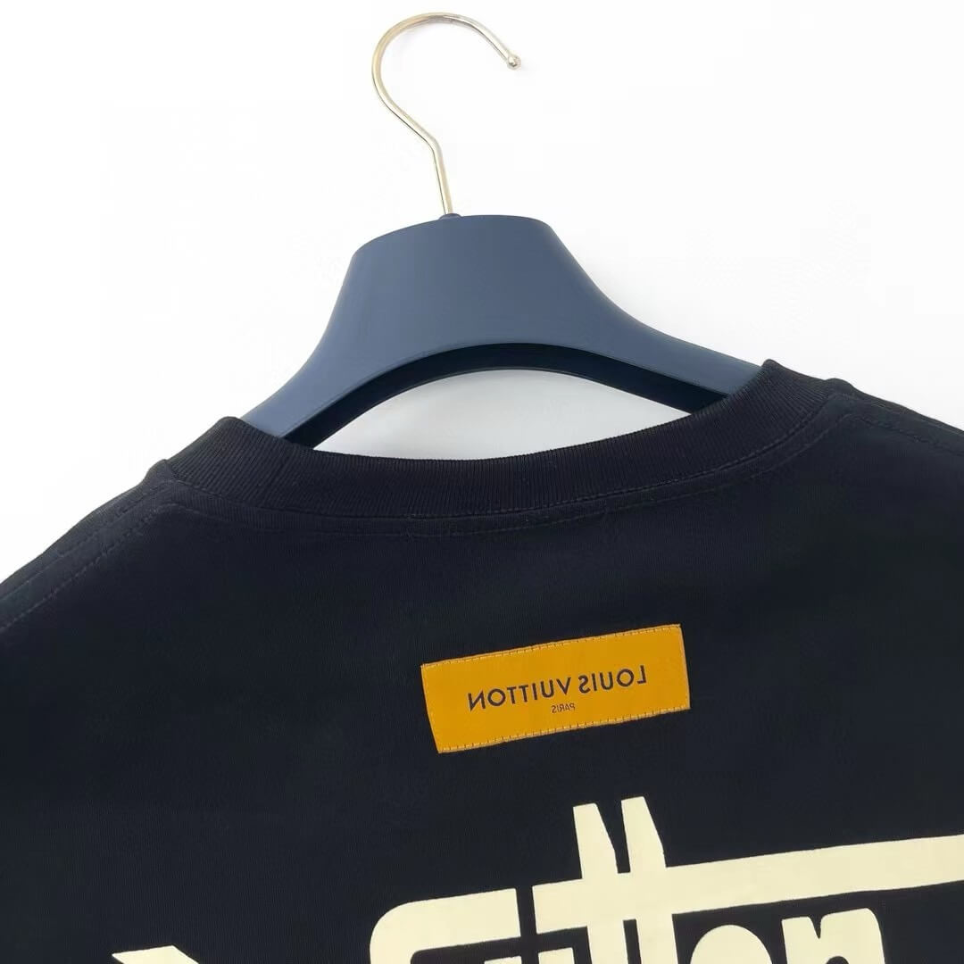 T-shirt imprimé lettre jaune