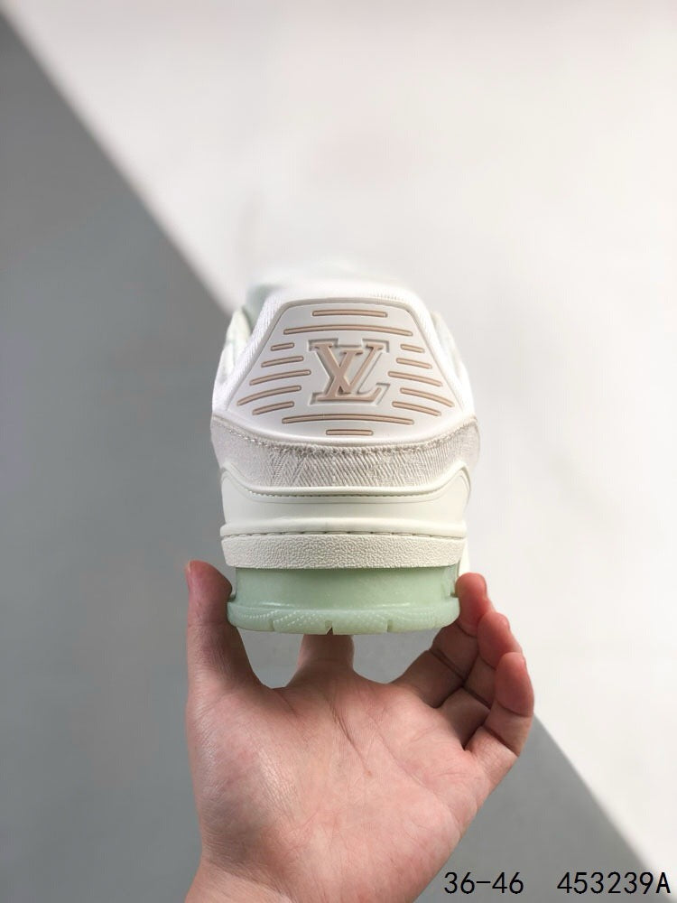Baskets classiques blanches et vertes