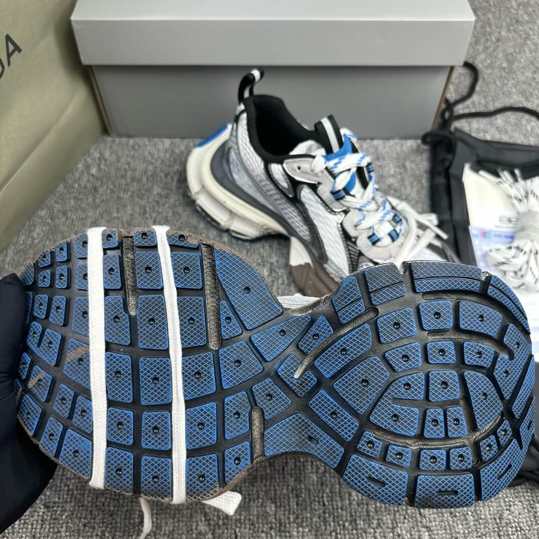 Baskets bleues tendance