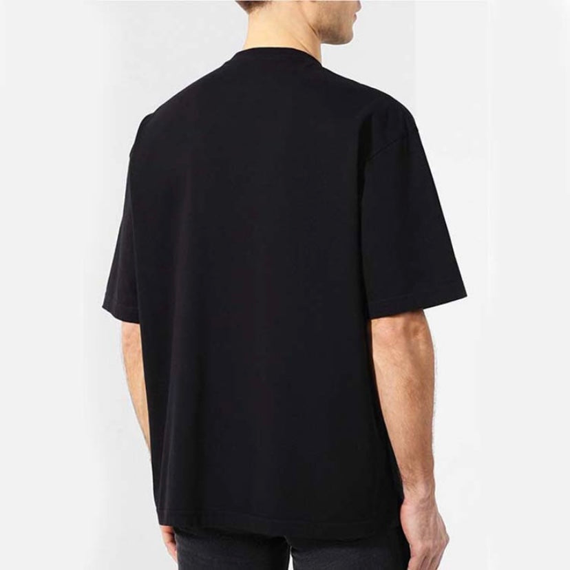 T-shirt classique avec trombone