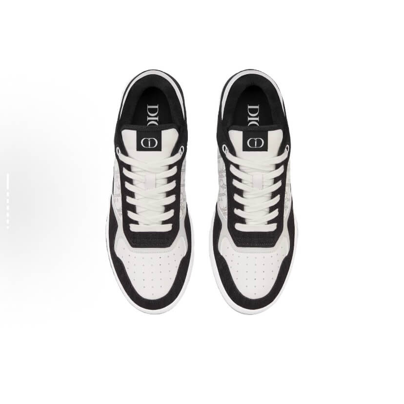 Baskets basses noires classiques