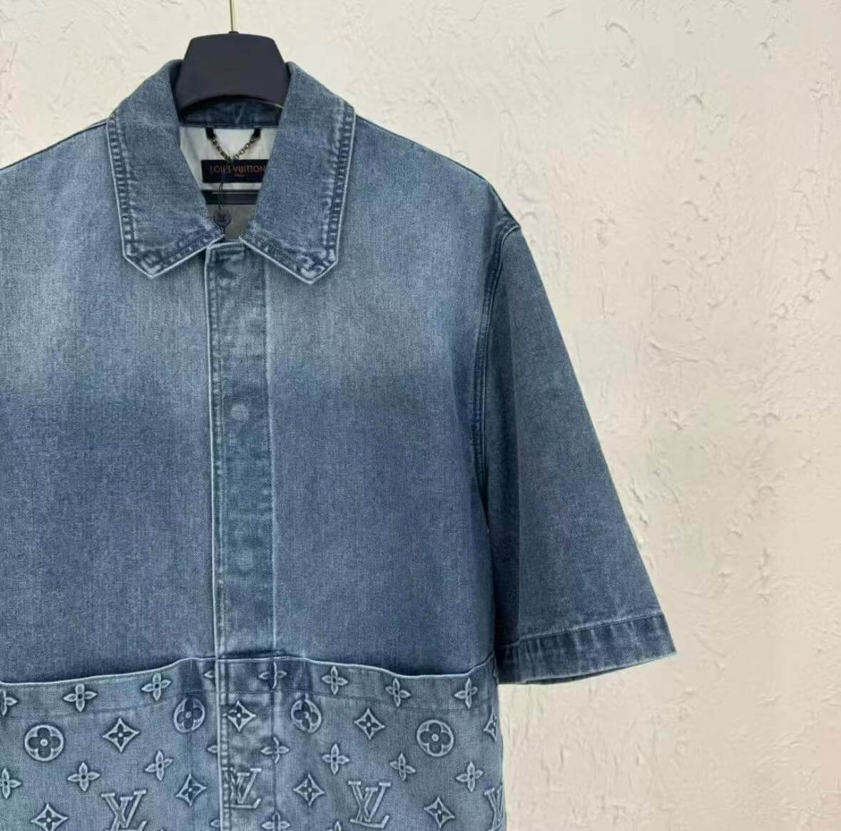 Chemise de travail classique en denim à manches courtes