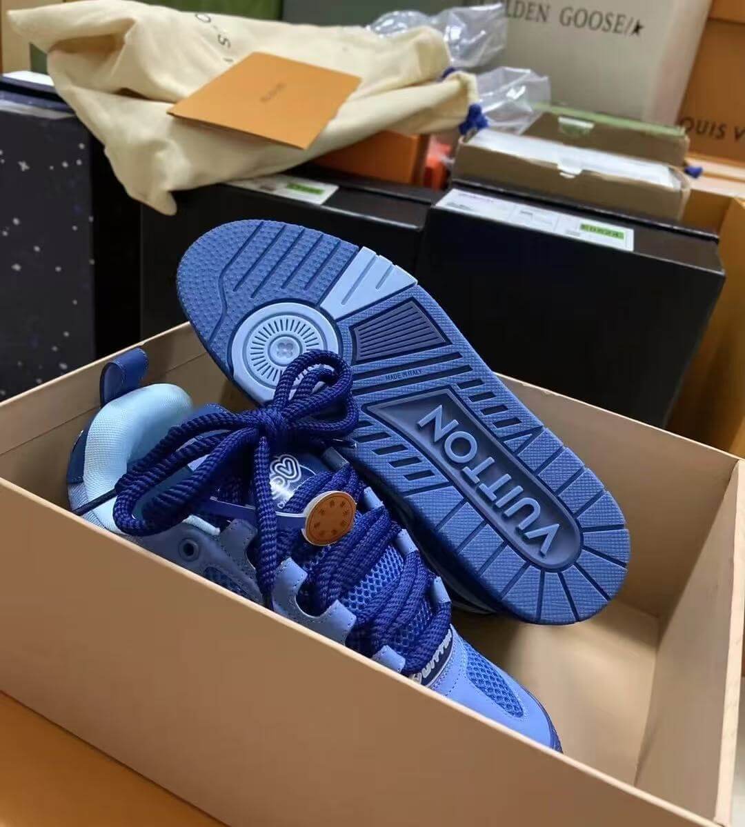 Chaussures bleues tendance