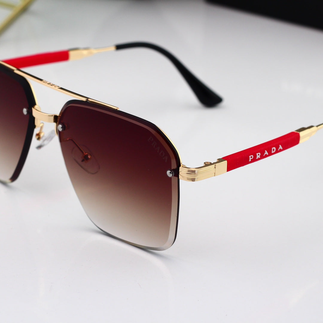 Goldfarbene Sonnenbrille mit dünnem Rahmen