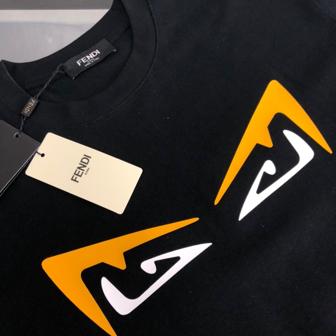 T-shirt imprimé petits yeux