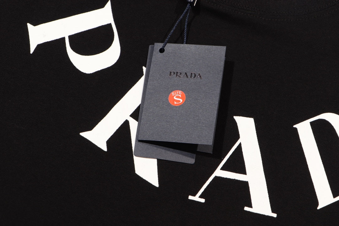 T-shirt à col imprimé