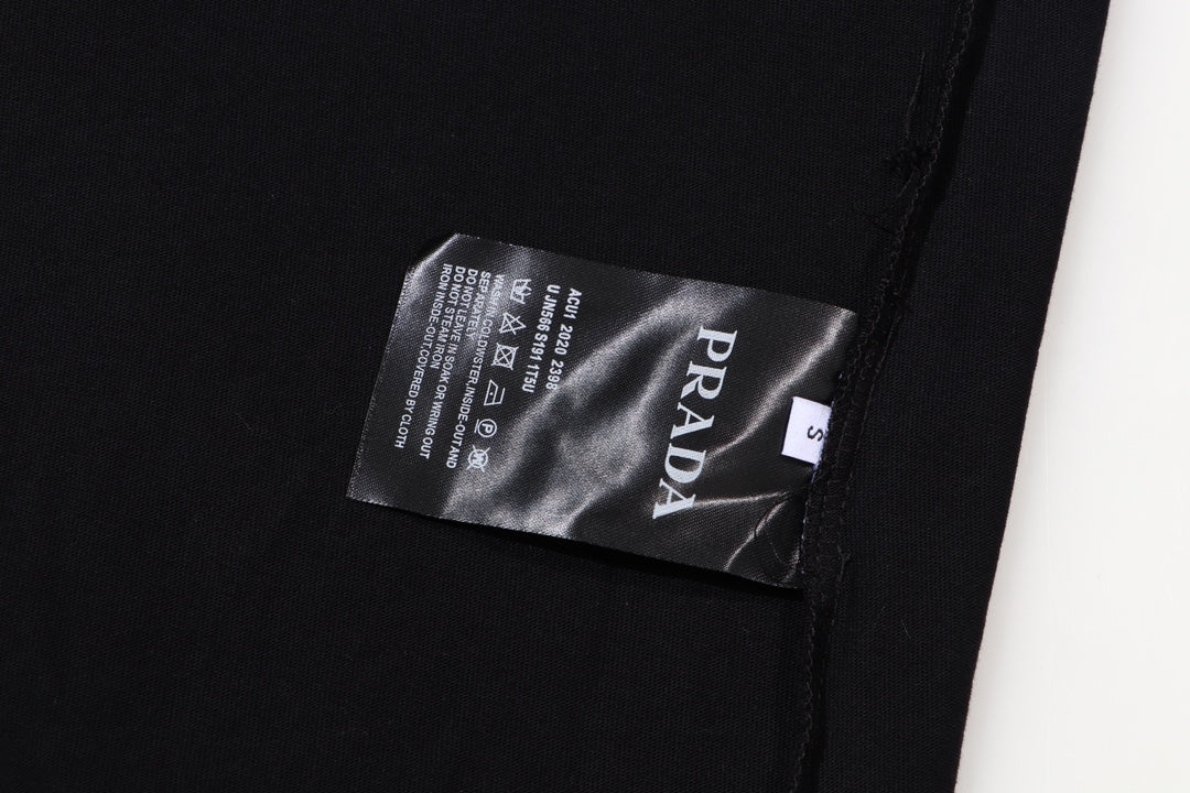 T-shirt à col imprimé