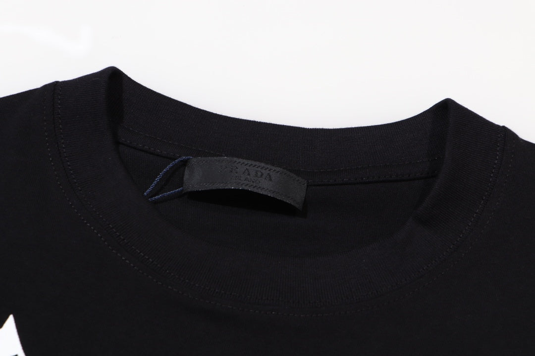 T-shirt à col imprimé