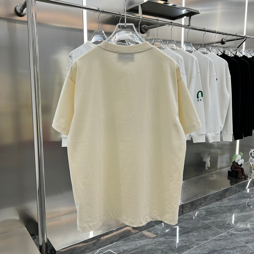 T-shirt imprimé rouge et vert