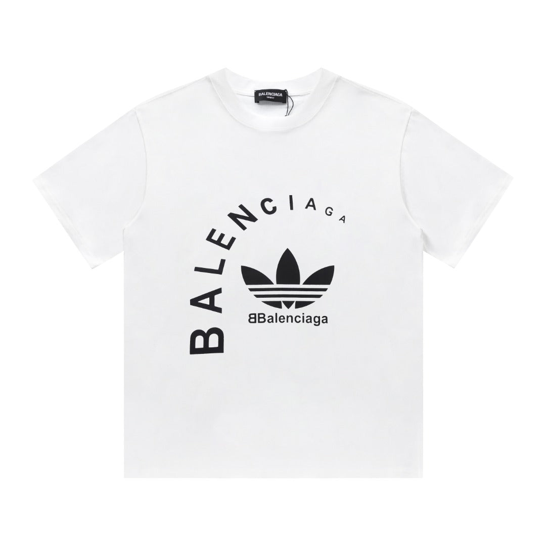T-shirt imprimé avec de nouvelles lettres