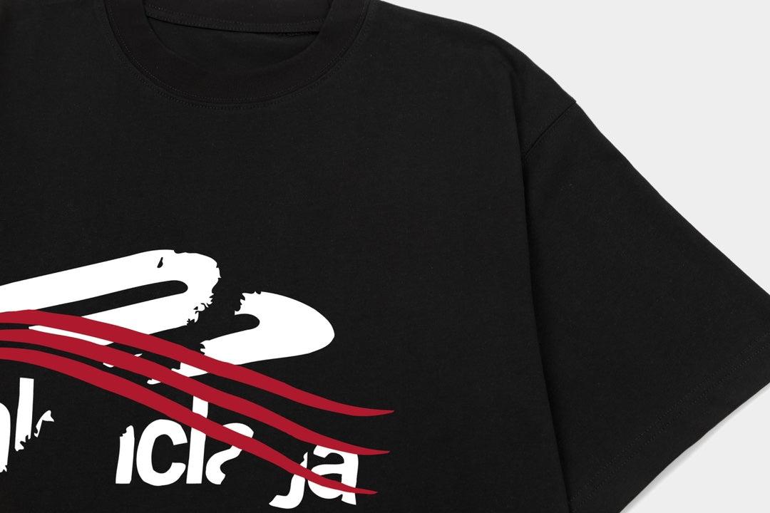 T-shirt imprimé graffiti incomplet