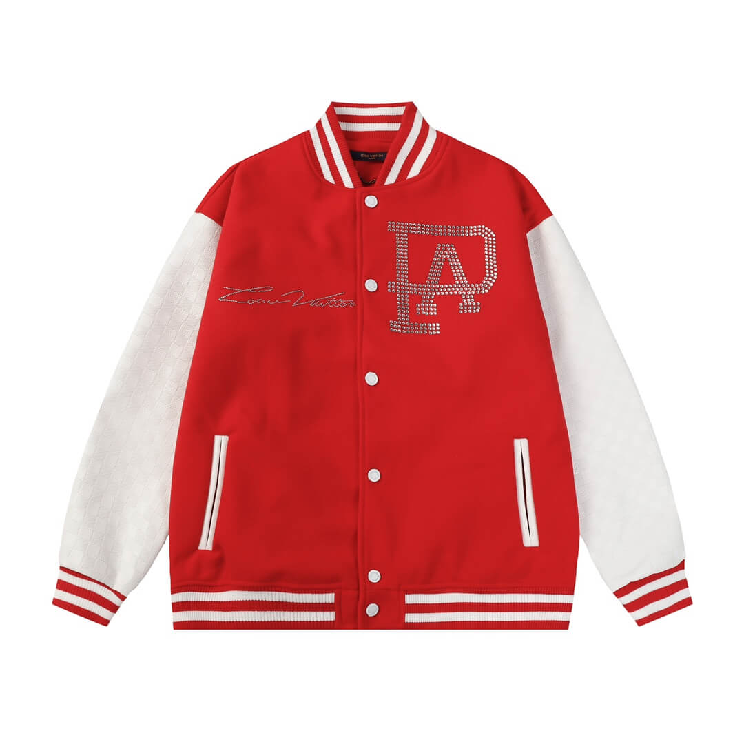 Neue Baseballjacke mit Perlen