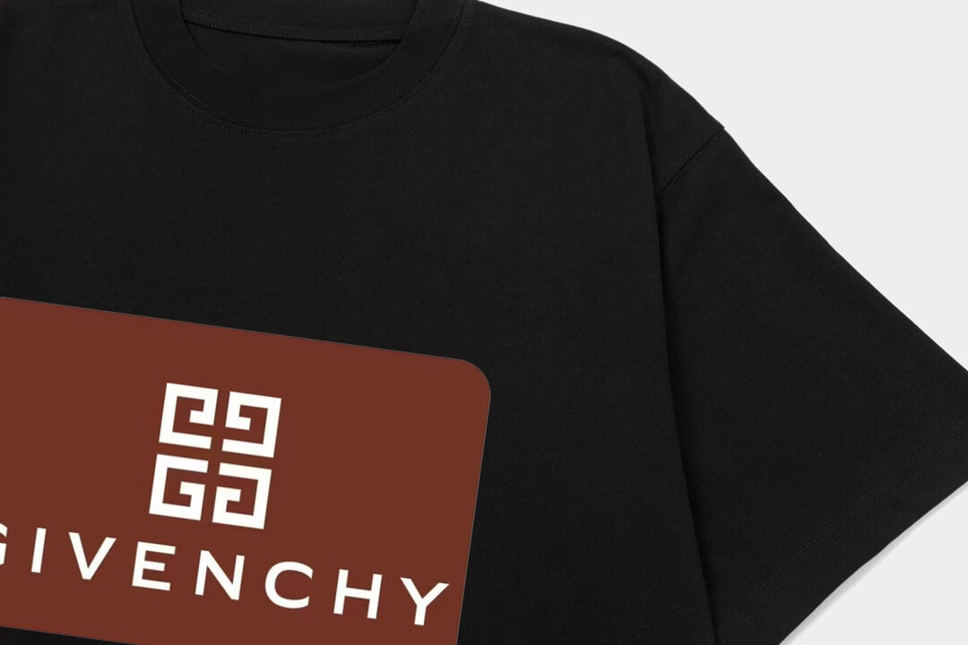 T-shirt imprimé lettre sur le panneau avant
