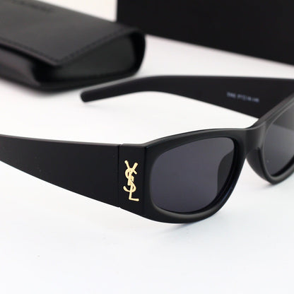 Stilvolle, moderne, quadratische Cat-Eye-Sonnenbrille