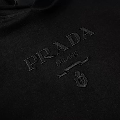 Sweat à capuche brodé à motif classique